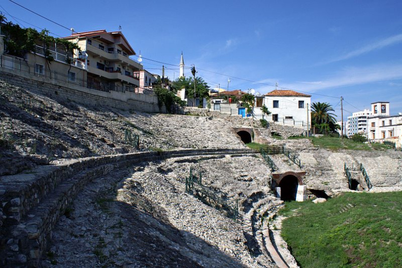 Amfiteatri